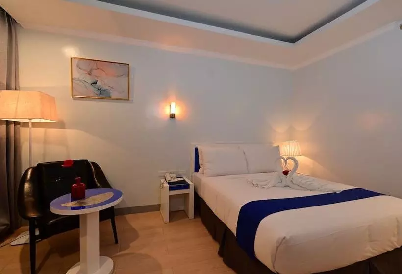 Hotelli T Shine Resort And Spa