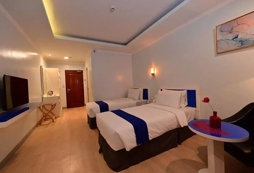 Hotelli T Shine Resort And Spa