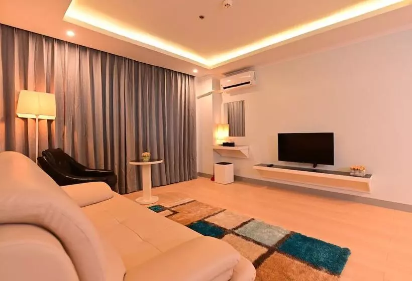 Hotelli T Shine Resort And Spa