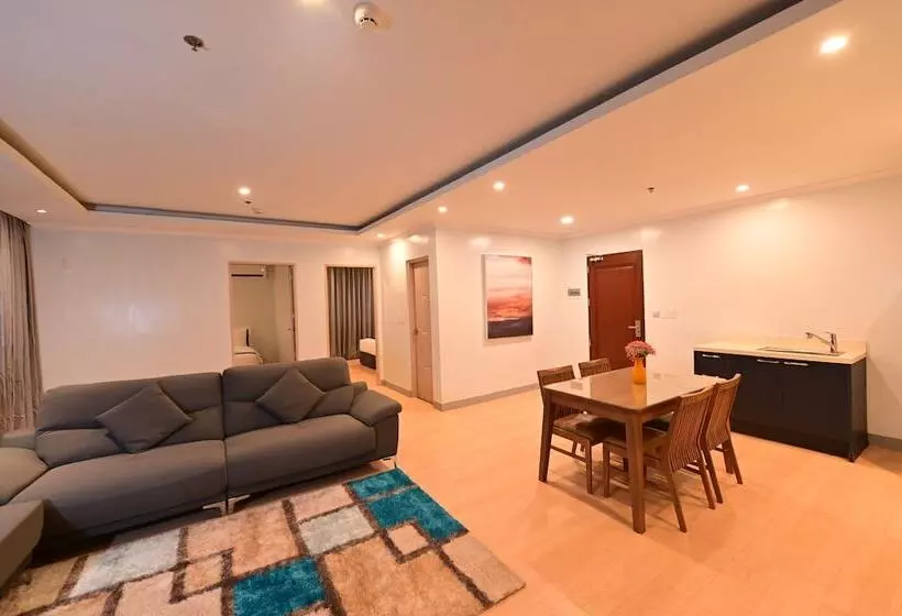 Hotelli T Shine Resort And Spa