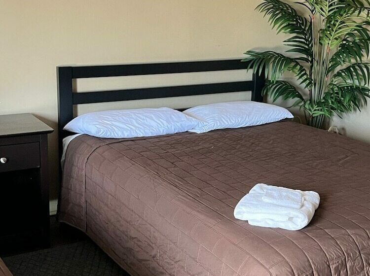 호텔 The Travelers Inn