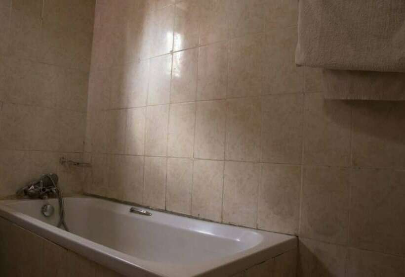 هتل Turaco Intercounty Resort