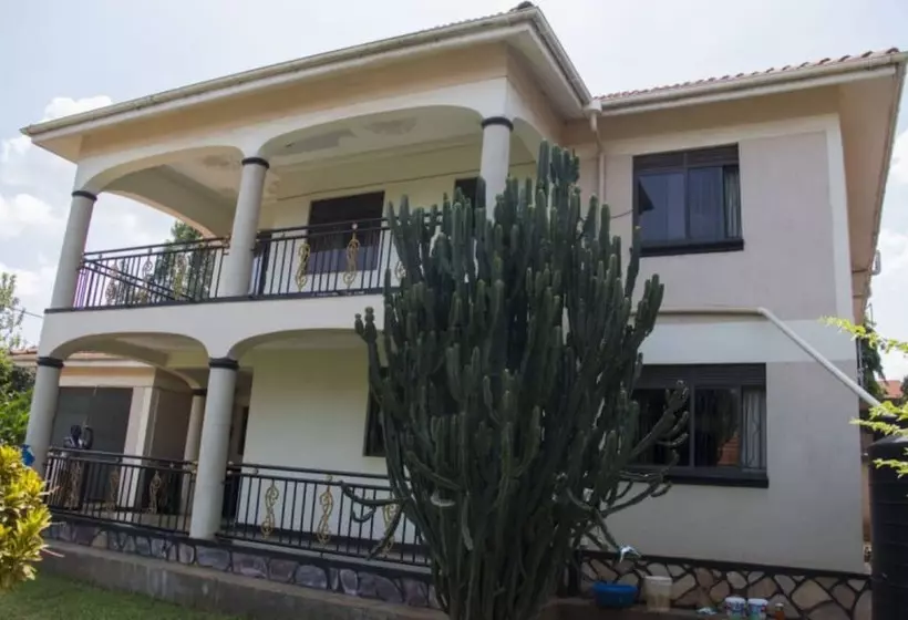 هتل Turaco Intercounty Resort