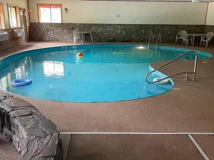 מוטל Royal Inn Keystone