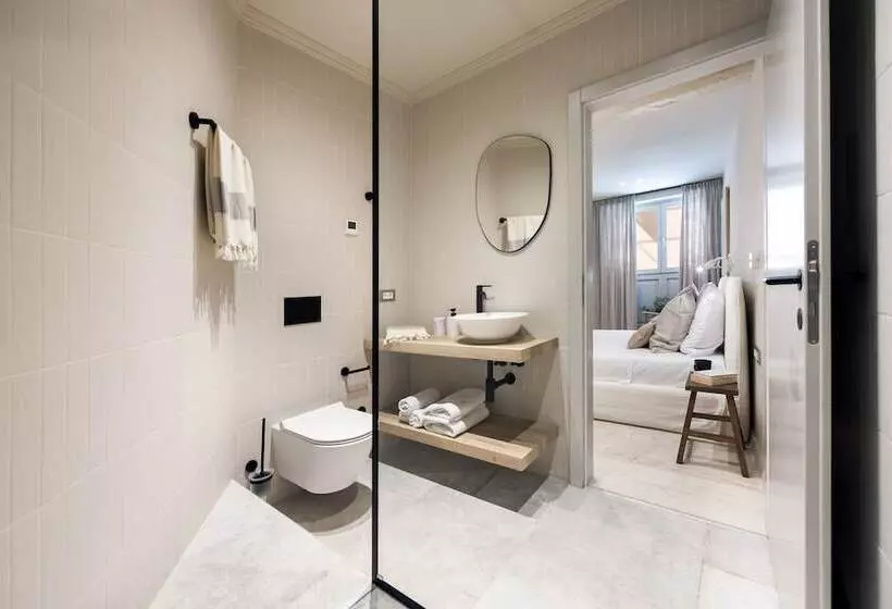 ペンション Calnova Suites