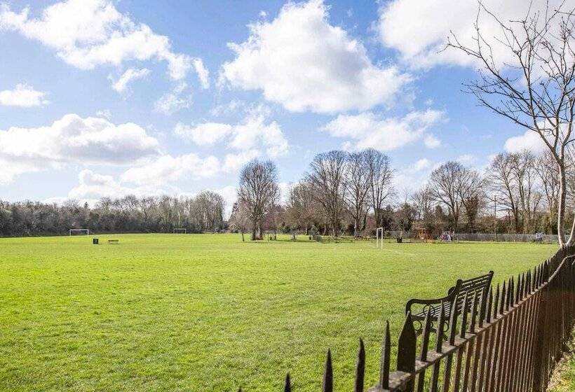 Stunning Character 2bed Cottage In St Albans Wifi