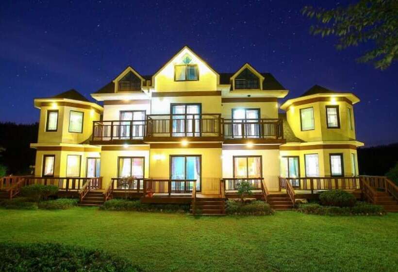 Taean Lemon Treen Pension