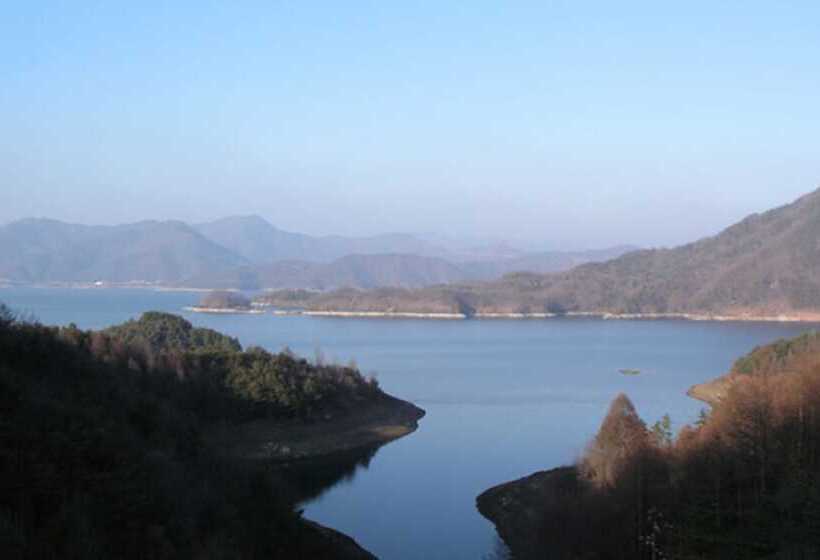 Worak Pensionville Gauguin S House