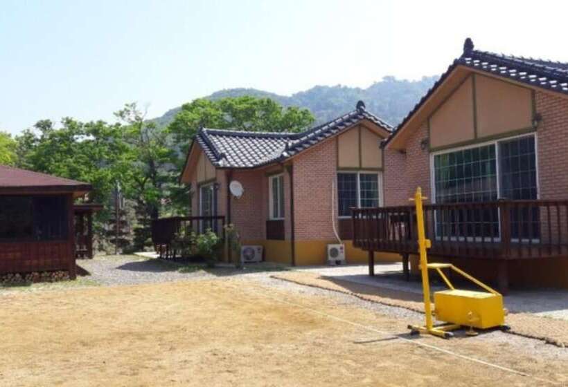 Yangpyeong Seohu Eco Village Pension