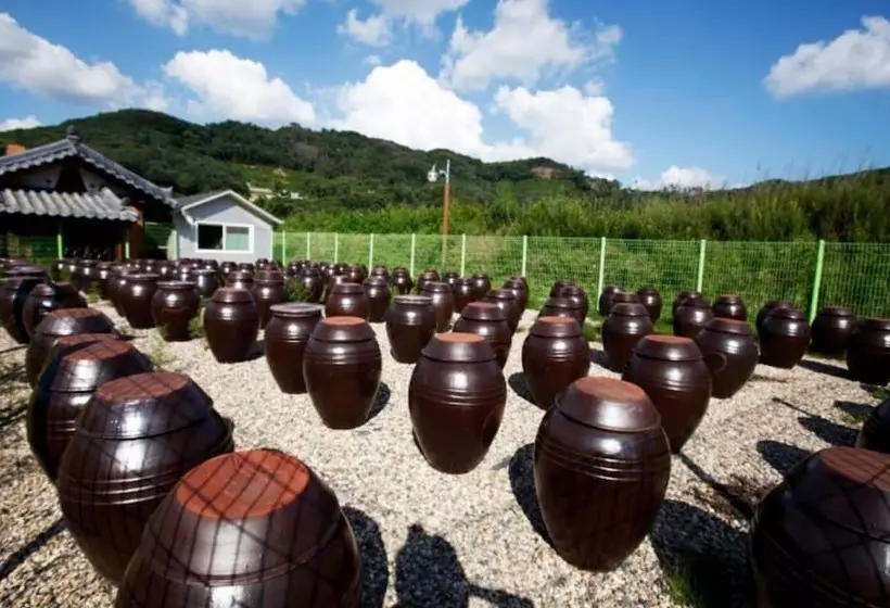 Yangpyeong Seohu Eco Village Pension