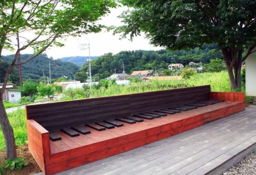 Yangpyeong Seohu Eco Village Pension
