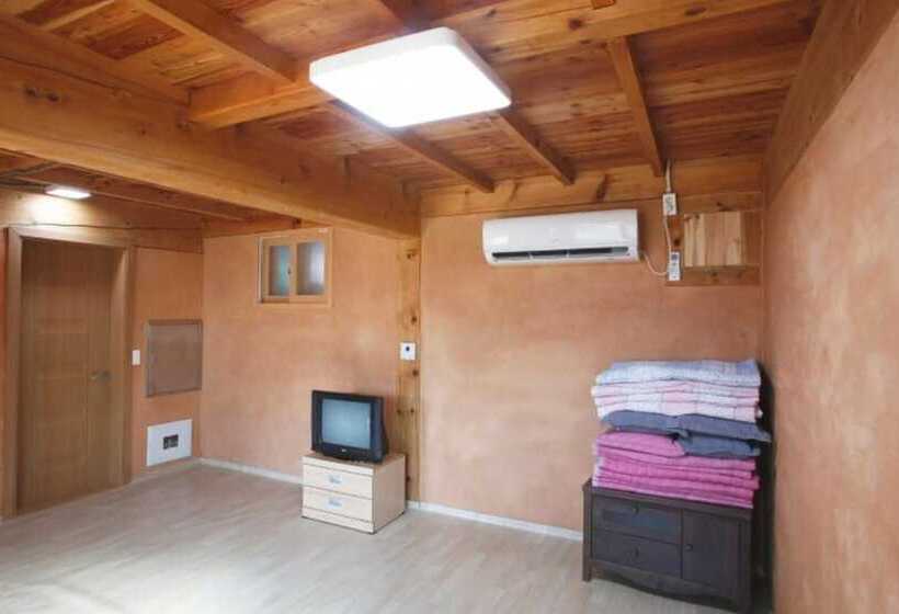 Yangpyeong Seohu Eco Village Pension