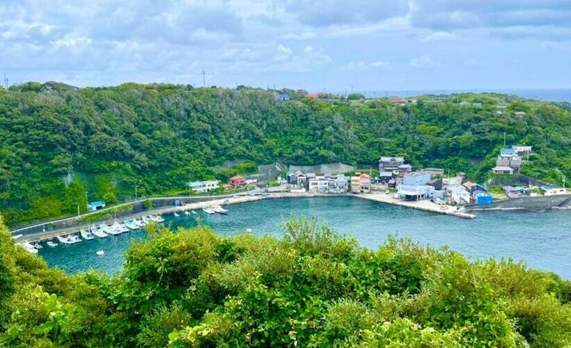 Yuraku Izuoshima Hostel