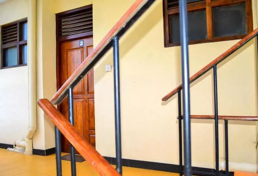 Auberge Hôtelière Marine Tourist Guest House At Negombo Beach