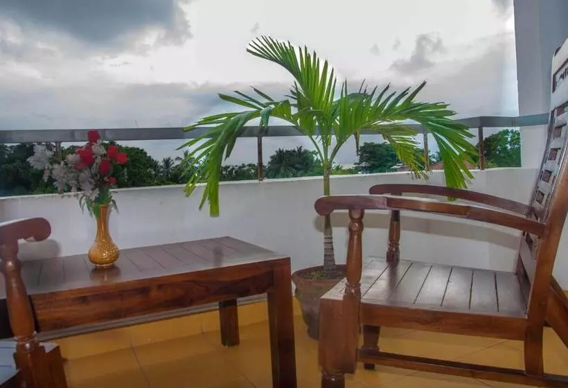 Auberge Hôtelière Marine Tourist Guest House At Negombo Beach