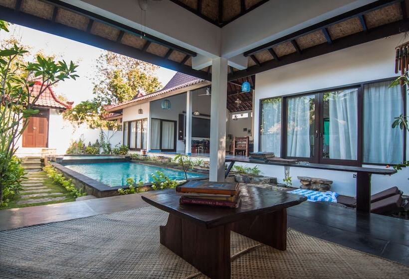 Ambary House Gili Trawangan  2 Br Private Villa, Pool