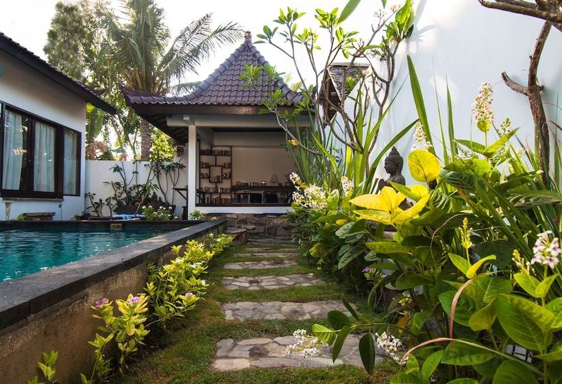 Ambary House Gili Trawangan  2 Br Private Villa, Pool