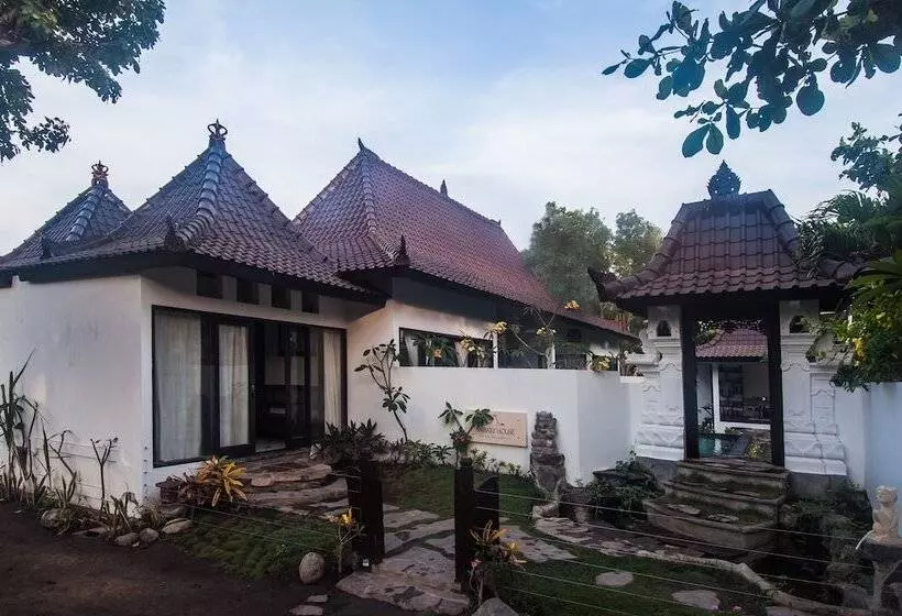 Ambary House Gili Trawangan 2 Br Private Villa, Pool