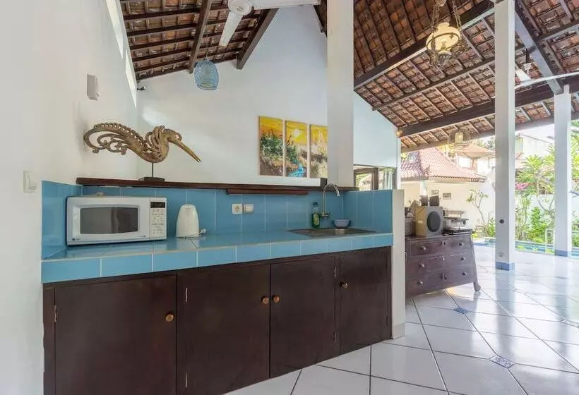 Ambary House Gili Trawangan 2 Br Private Villa, Pool