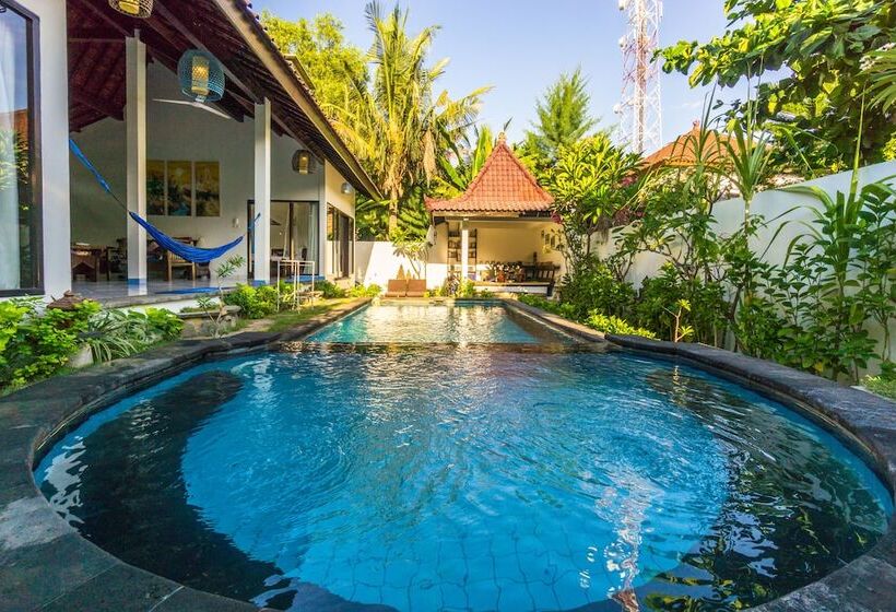 Ambary House Gili Trawangan  2 Br Private Villa, Pool