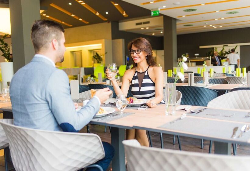 فندق Best Western Plus Lakeside