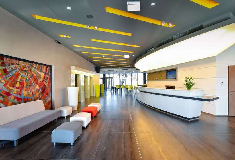 فندق Best Western Plus Lakeside