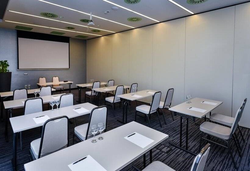 فندق Best Western Plus Lakeside