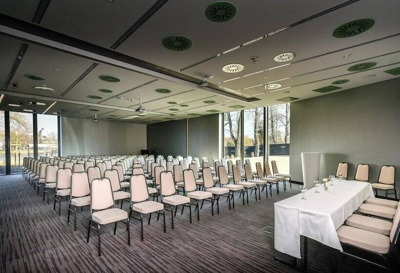 فندق Best Western Plus Lakeside