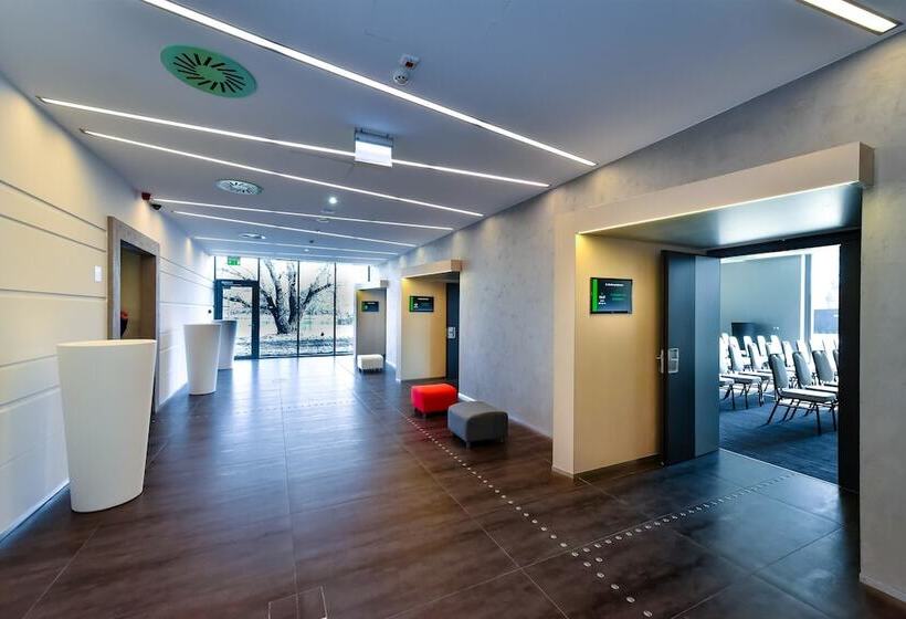 فندق Best Western Plus Lakeside