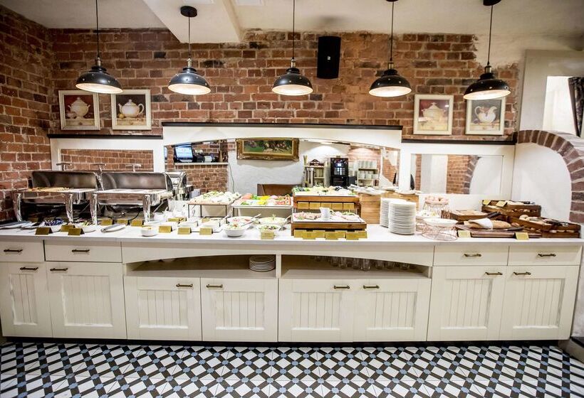 هتل Diament Economy Gliwice