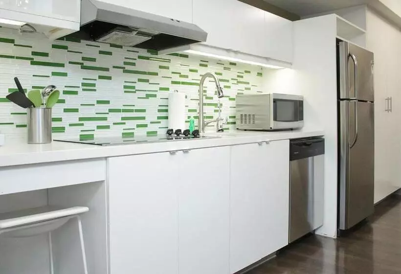 Отель Element Miami Doral