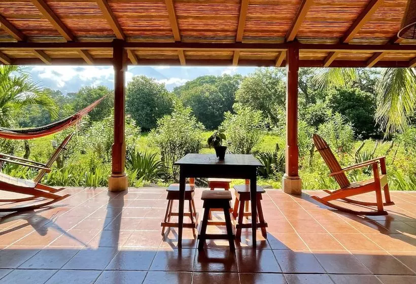 هتل Finca San Juan De La Isla