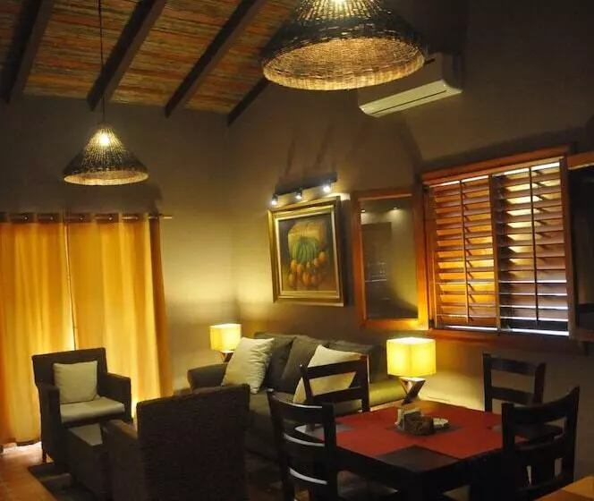 هتل Finca San Juan De La Isla