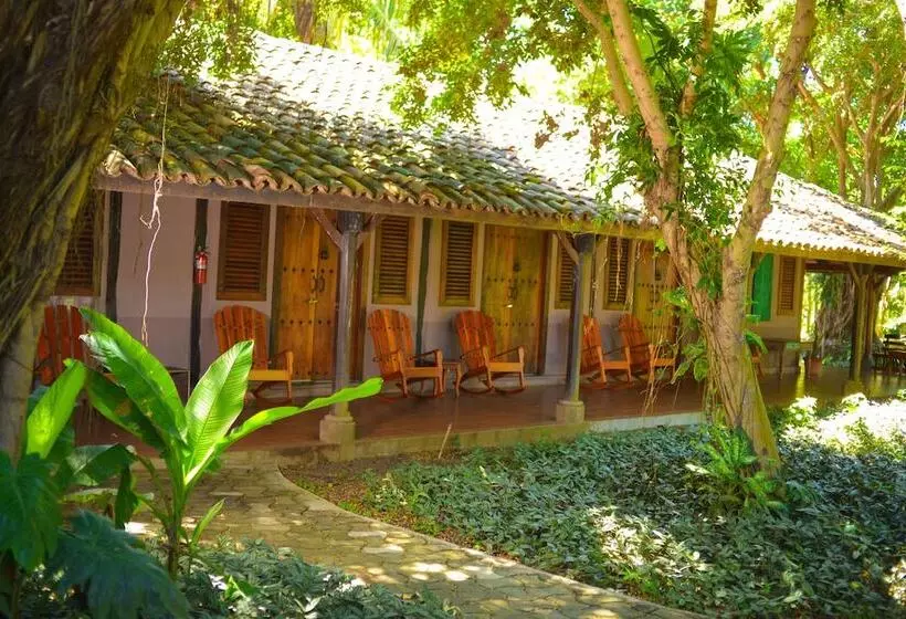 هتل Finca San Juan De La Isla