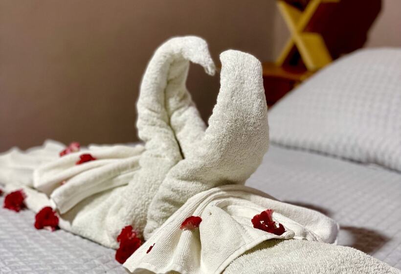 هتل Finca San Juan De La Isla