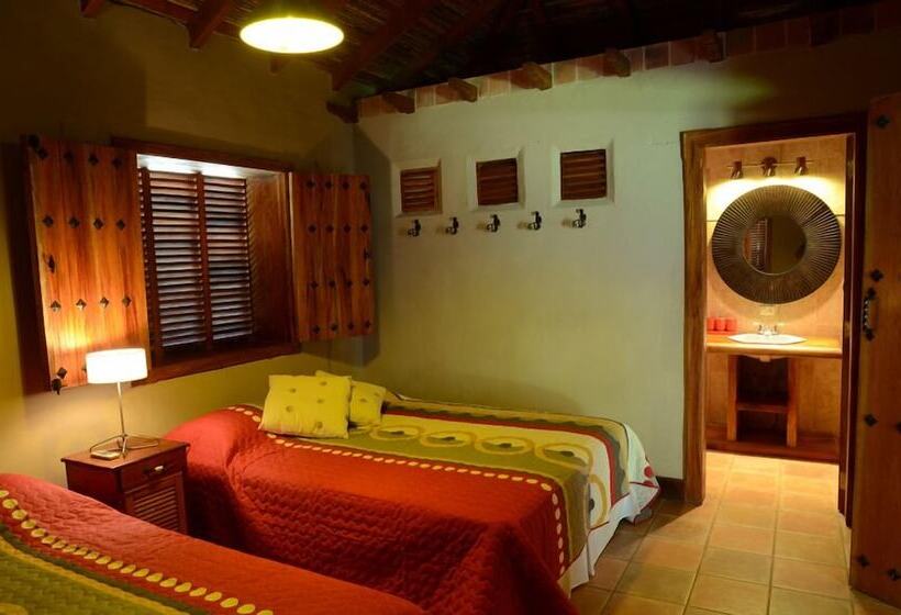 هتل Finca San Juan De La Isla