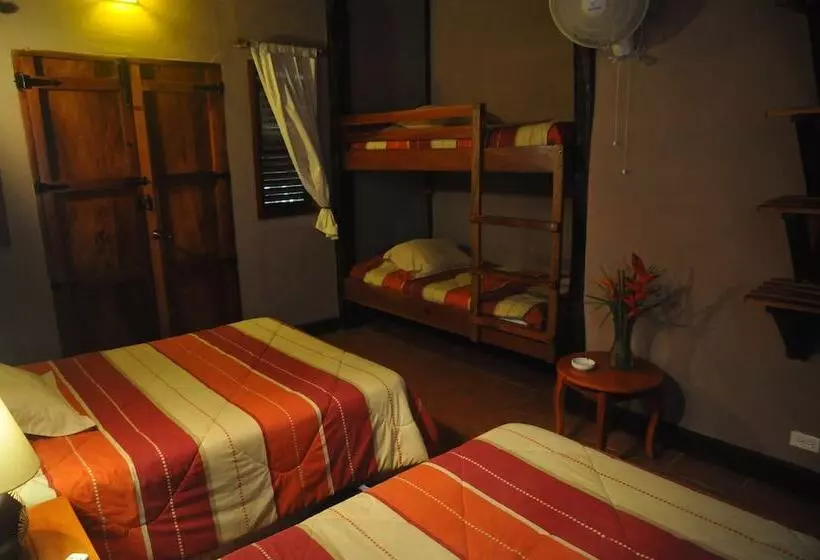 هتل Finca San Juan De La Isla