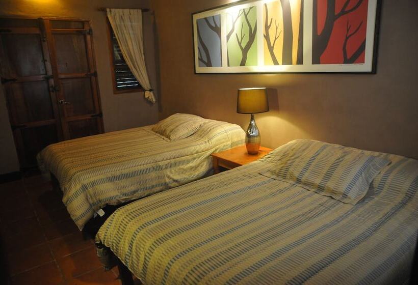 هتل Finca San Juan De La Isla