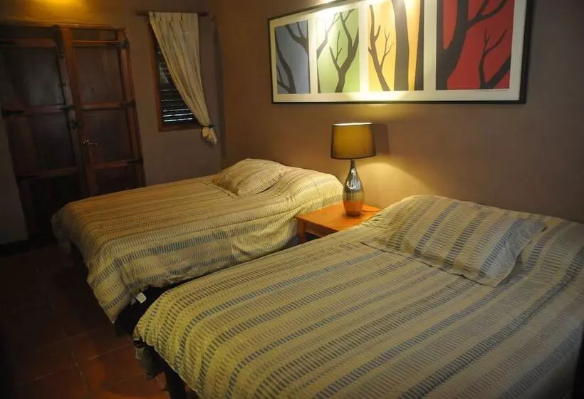 هتل Finca San Juan De La Isla