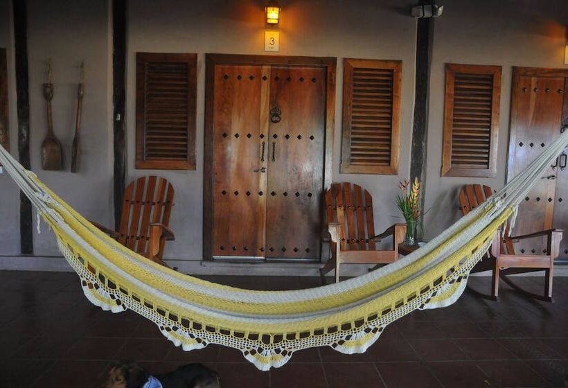 هتل Finca San Juan De La Isla