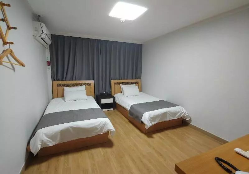 Gallery Hotel Bnb