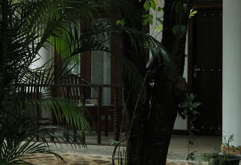 Hotel Heavens Holiday Resort