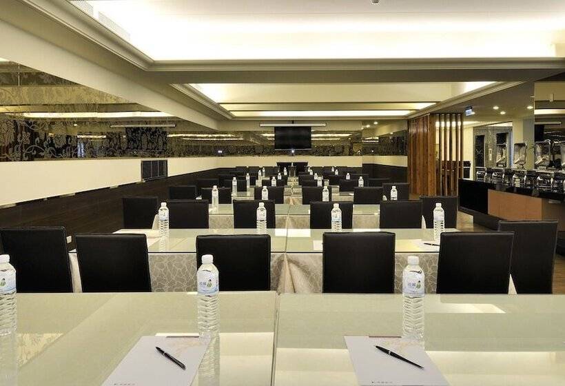 هتل Kings Paradise