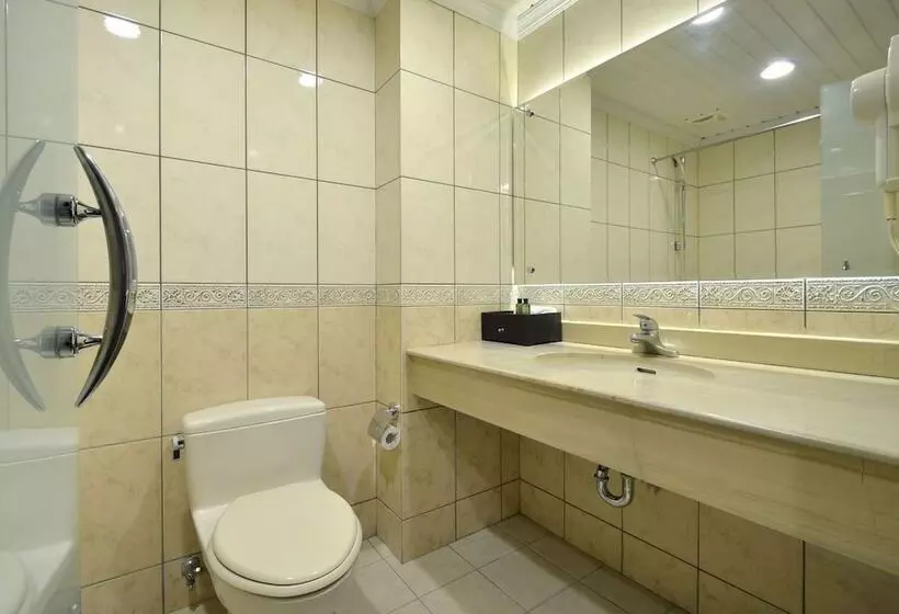 هتل Kings Paradise