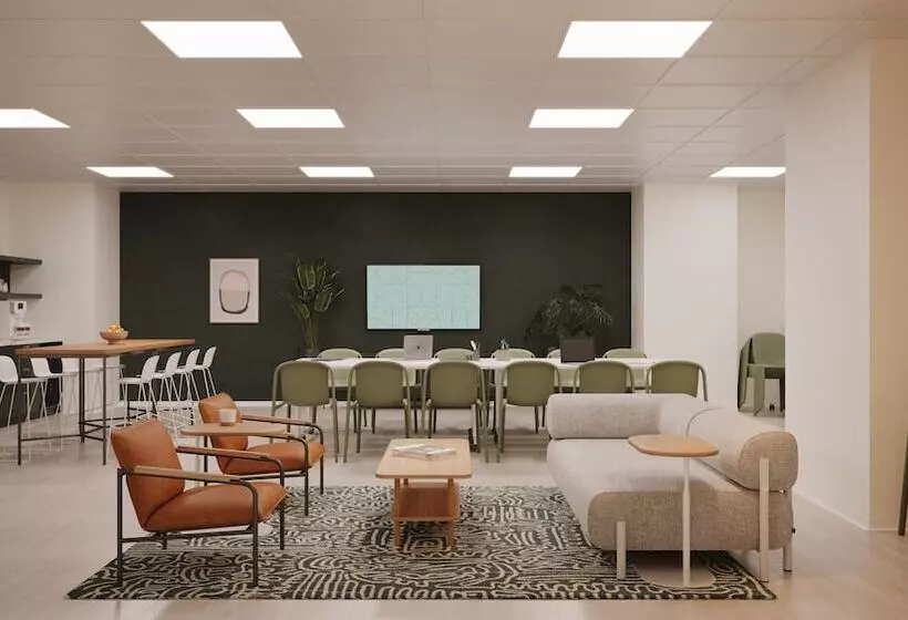 هتل Mint House At 70 Pine