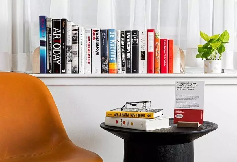 هتل Mint House At 70 Pine