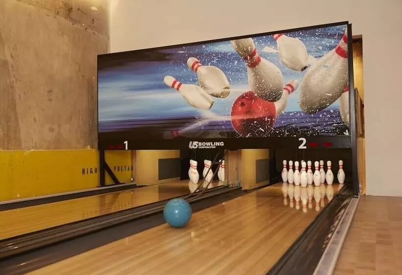 هتل Mint House At 70 Pine