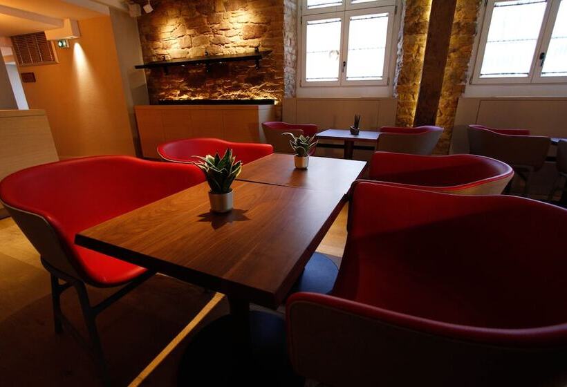 ホテル Pavillon Regent Petite France