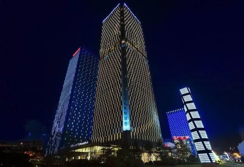 Отель Pullman Yantai Center