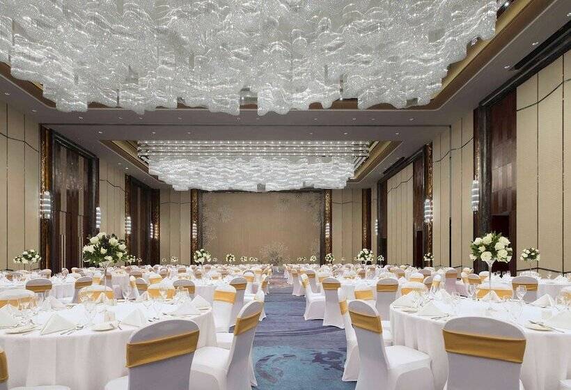 فندق Pullman Yantai Center